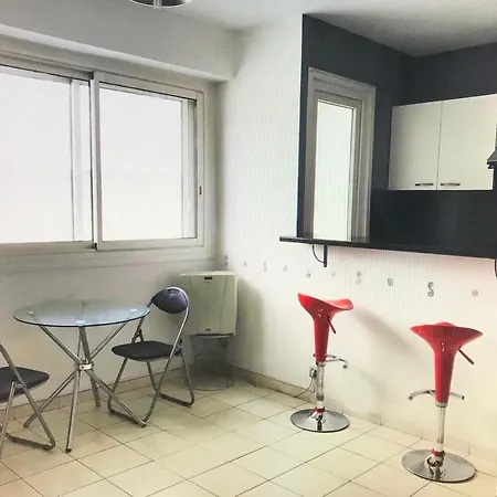 4 Avenue Des Bosquets Appartement *